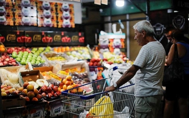 Gía kem tăng gấp đôi, Argentina 'oằn mình' trong lạm phát