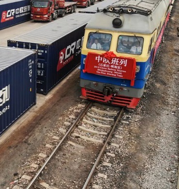 Tuyến đường sắt Trung Quốc - châu Âu rơi vào thế 'tiến thoái lưỡng nan'