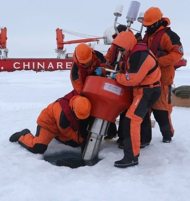 Trung Quốc đang đạt được vai trò trong mơ ở Bắc Cực khi Nga lùi bước