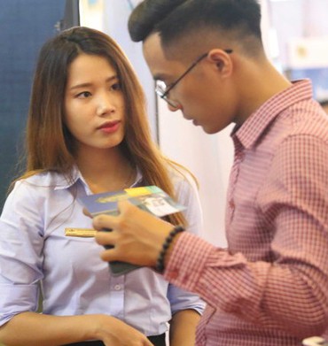 Đổi 'nếp quen' mua bán nhà đất