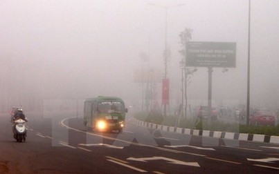 Không khí lạnh suy yếu, Đông Bắc Bộ có mưa nhỏ và sương mù