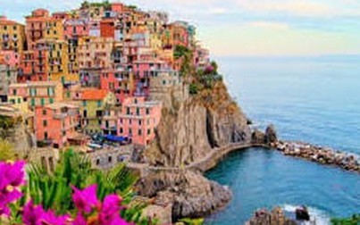 Sự thật sau vẻ long lanh của ngôi làng nổi tiếng nhất Italy