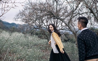 Ảnh cưới "gây thương nhớ" giữa rừng hoa mận trắng ở Mộc Châu