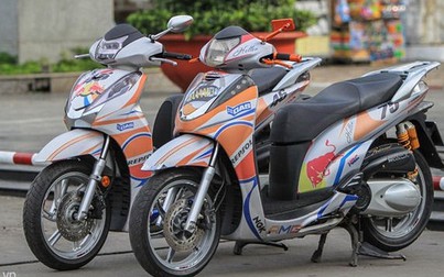 Bộ đôi Honda SH300i độ đồ chơi khủng ở Sài Gòn