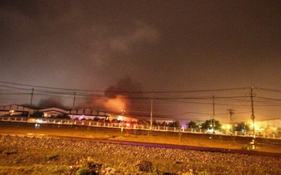 Cháy lớn ở Công ty ôtô Trường Hải Quảng Nam