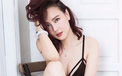 Dương Yến Ngọc diện nội y, khoe hình thể sexy