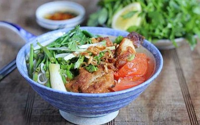 Bún cá rô rau cần