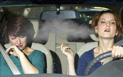 Mẹo khử mọi loại mùi hôi trong ôtô