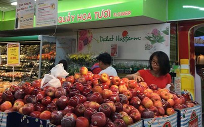Giật mình với táo Mỹ siêu rẻ đổ đống ở siêu thị Việt