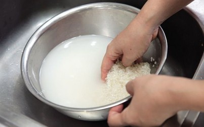 Đun gạo với sữa tươi theo cách này, thoa đến đâu da trắng đến đó mà chẳng cần bôi kem