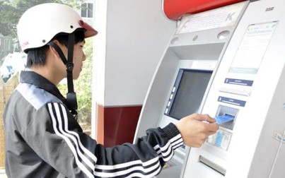 ATM 'nhả' thiếu tiền, khách hàng cần làm gì?