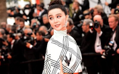 Phạm Băng Băng diện váy 'ô cửa cổ đại' lên thảm đỏ Cannes