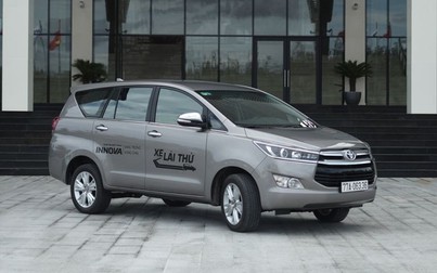 Không giảm giá xe, Toyota Việt Nam tặng gói bảo dưỡng 3 năm