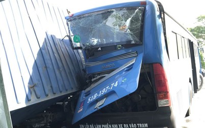 Container gây tai nạn liên hoàn trên cầu Sài Gòn, một người đi xe máy bị thương nặng