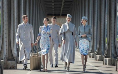 Bỏng mắt với bộ đồng phục Haute Couture của hãng hàng không Hainan Airlines