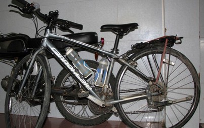 Bắt đối tượng trộm xe đạp của cô gái nước ngoài đi xuyên Việt
