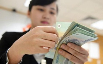 Nửa năm, mỗi nhân viên Vietcombank nhận 160 triệu đồng tiền lương