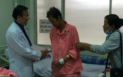 Bệnh viện Chợ Rẫy điều trị thành công cho bác sĩ nước ngoài bị bệnh lupus ban đỏ