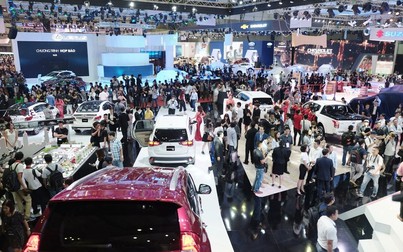Khai màn triển lãm ô tô Việt Nam - VMS 2017, nhiều xe mới xuất hiện