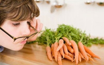 Mười thực phẩm tự nhiên bảo vệ mắt hiệu quả