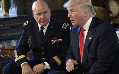 Tổng thống Mỹ Donald Trump triệu tập một loạt tướng lĩnh sau khi Triều Tiên thử bom nhiệt hạch