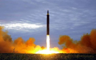 Tổng thống Trump ra lệnh sẵn sàng bắn hạ tên lửa Triều Tiên