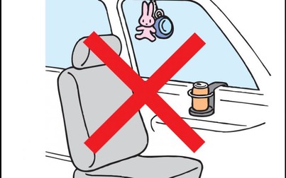 Có nên để đồ chơi trên xe ô tô?