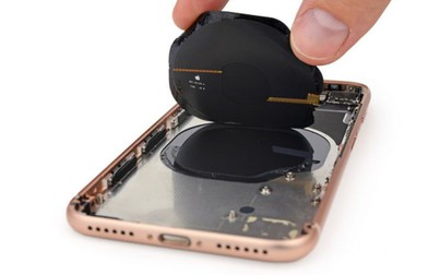 iPhone 8 đang được Apple 'tâng bốc' quá nhiều
