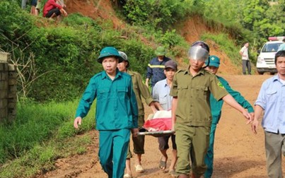 Vụ sạt lở ở Hòa Bình: Tìm thấy 8 thi thể, trưởng thôn mất tích