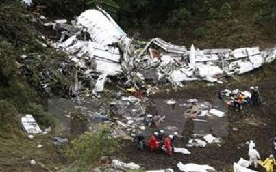 Thêm một máy bay bị tai nạn ở châu Phi, đã tìm thấy 4 thi thể nạn nhân
