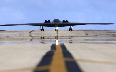 Mỹ điều máy bay ném bom tàng hình B-2 trị giá 2,2 tỉ USD tới Thái Bình Dương