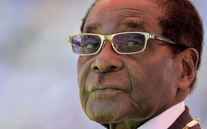 Tổng thống Zimbabwe bị cách chức lãnh đạo trong đảng cầm quyền