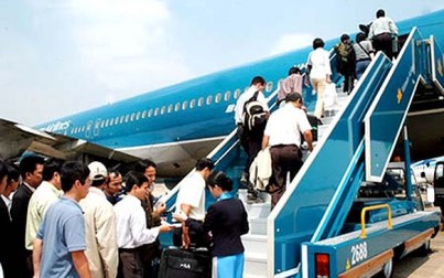 Hành khách mở cửa thoát hiểm, chuyến bay của Vietnam Airlines phải tạm dừng hơn 2 giờ để xử lý