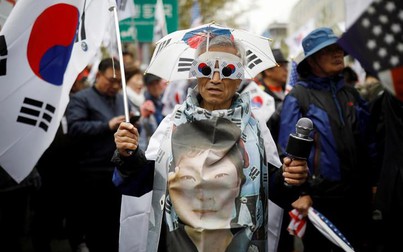 Cựu Tổng thống Hàn Quốc Park Geun-hye bị kết án 24 năm tù