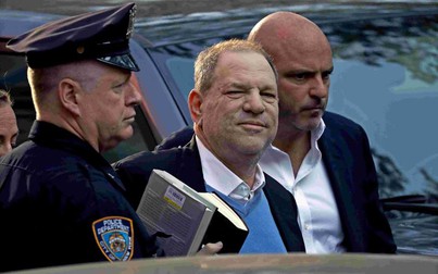 Bắt giữ nhà sản xuất điện ảnh Harvey Weinstein với cáo buộc tấn công tình dục