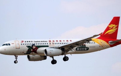 Máy bay Trung Quốc bị vỡ kính khi đang bay đến Việt Nam