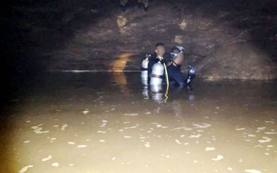 Một đội bóng thiếu niên mất tích trong khi khám phá hang động ở Thái Lan