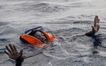 Gần 100 người di cư châu Phi thiệt mạng ngoài khơi Lybia