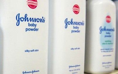 Tập đoàn Johnson & Johnson bị buộc bồi thương 4,69 tỷ USD do sản phẩm chứa chất gây ung thư