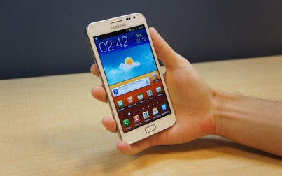 Ngược dòng lịch sử Samsung Galaxy Note trước giờ Note 9 ra mắt