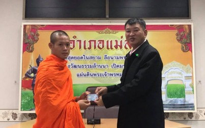 Bốn thành viên đội bóng bị mắc kẹt trong hang động ở Thái Lan được cấp quốc tịch