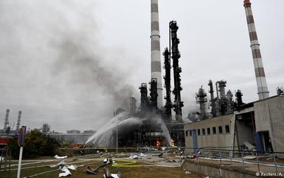 Hàng ngàn người phải sơ tán do nổ nhà máy lọc dầu ở Đức