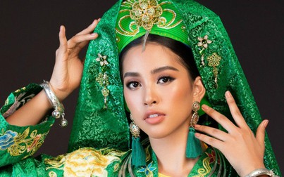 Hoa hậu Tiểu Vy múa chầu văn Cô đôi thượng ngàn ở Miss World 2018