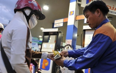 Giá xăng dầu xuống mức thấp kỷ lục sau 5 lần giảm liên tiếp