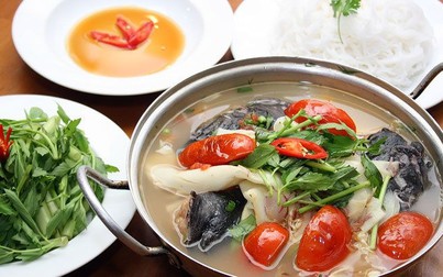 Món ngon mỗi ngày: Cách nấu lẩu cá lăng chua ngọt cho ngày cuối tuần