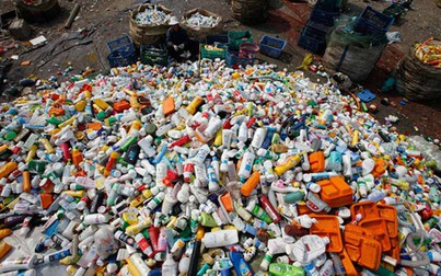 Malaysia theo chân Trung Quốc, cấm nhập khẩu chất thải nhựa