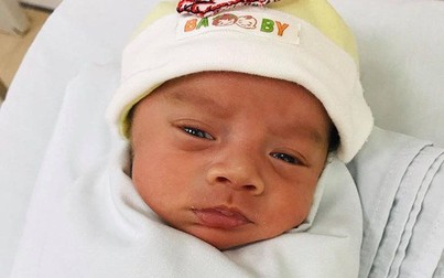 Vừa chào đời, một bé trai bị bỏ rơi ở Bệnh viện Thủ Đức