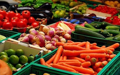 Giá thực phẩm ngày 9/4 ổn định tại các chợ và siêu thị