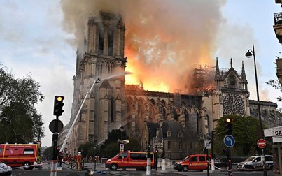 Một tỷ phú Pháp ủng hộ 100 triệu euro để khôi phục Nhà thờ Đức Bà Paris sau vụ cháy