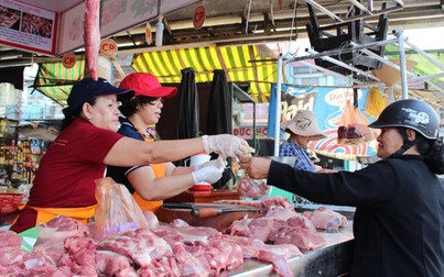 Giá thực phẩm ngày 10/5: Thịt heo nạc 100.000 đồng/kg
